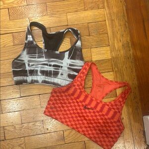 Nike Sports Bra Set - Black and Red